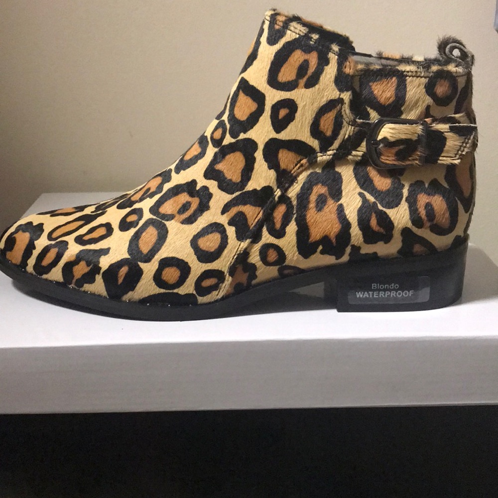 Blondo Waterproof Tami Leopard Booties, Size 8.5